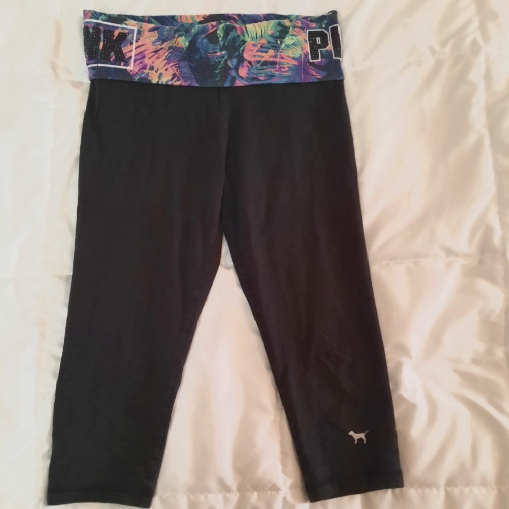 ❤️ Pink Victoria Secret capri leggings size S